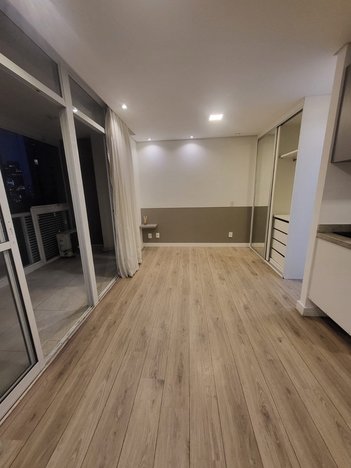 apartment em Rua César Vallejo, Real Parque - São Paulo - SP