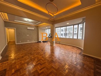 apartment em Avenida Nossa Senhora de Copacabana, Copacabana - Rio de Janeiro - RJ