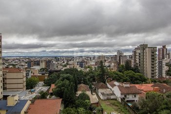office em Cristóvão Colombo, Floresta - Porto Alegre - RS