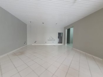 industrial em Floriano Simões, Vila dos Lavradores - Botucatu - SP