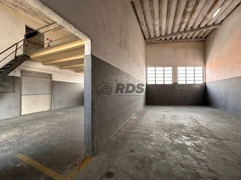 industrial em Avenida Prestes Maia, Centro - Diadema - SP