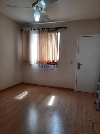 apartment em Avenida Getúlio Vargas, Jardim Califórnia - Jacareí - SP