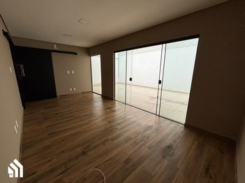 office em Rua Gil Stein Ferreira, Centro - Itajaí - SC