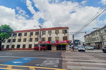 apartment em Rua Souza Reis, São João - Porto Alegre - RS