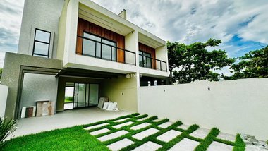 house em Avenida São Paulo, Guaratuba - Guaratuba - PR