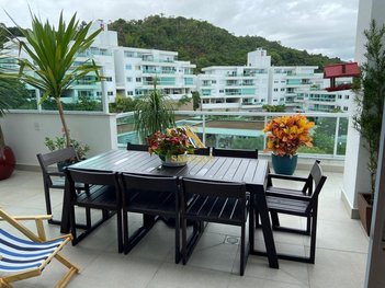 apartment em Rua Dario João de Souza, Jurerê - Florianópolis - SC
