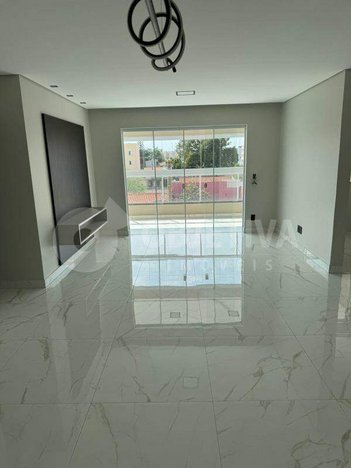 apartment em Rua Antônio Marciano de Ávila, Santa Mônica - Uberlândia - MG