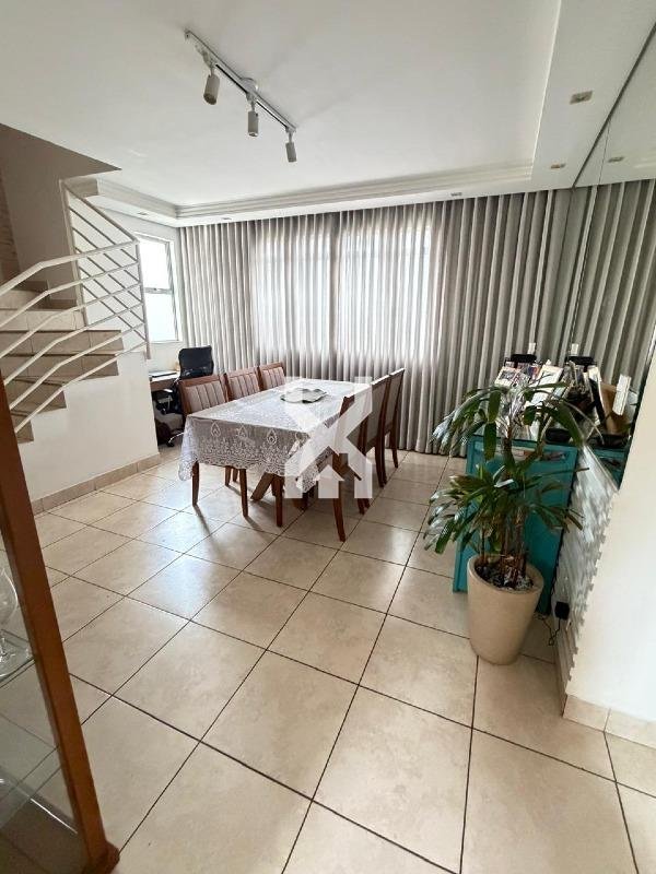 Cobertura com 3 quartos — Sagrada Família, Belo Horizonte