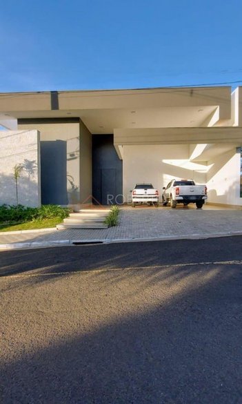 house em Avenida Presidente Tancredo Neves, Jardim Asa Branca - Paranavaí - PR