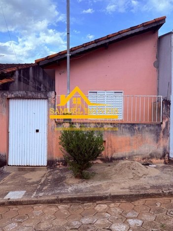 house em Rua Coronel Evaristo, Centro - Congonhal - MG