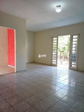 house em Rua Polônia, Jardim Celani - Salto - SP