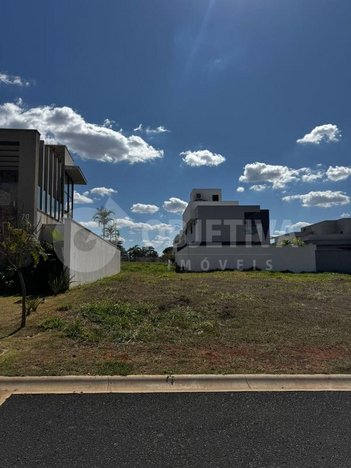 land_lot em Rua Argemiro Costa, Nova Uberlândia - Uberlândia - MG