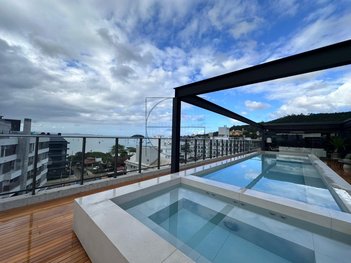 apartment em Rua Francisco Gouveia, Jurerê - Florianópolis - SC