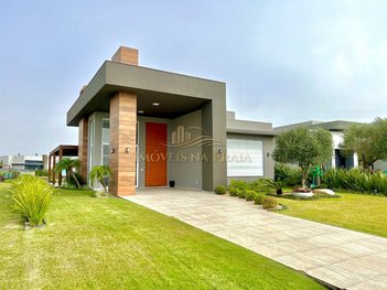 house em Avenida Diamante, Rainha do Mar - Xangri-Lá - RS