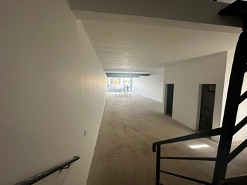 office em General Telles, Centro - Botucatu - SP