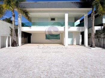 house em Rua Dona Márcia Divina Lopes de Almeida, Jardim Acapulco - Guarujá - SP