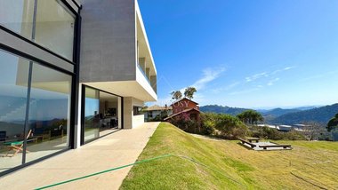 house em Estrada União e Indústria, Corrêas - Petrópolis - RJ
