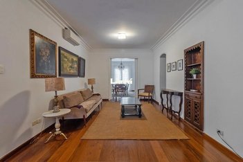 house em Rua Bucareste, Jardim Europa - São Paulo - SP