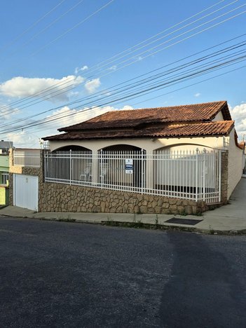 house em Rua José Correia de Souza, Martins - Lavras - MG