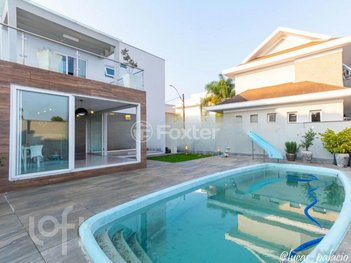 house em Avenida Santos Ferreira, Marechal Rondon - Canoas - RS