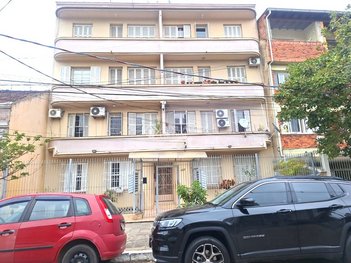 apartment em Rua Comendador Azevedo, Floresta - Porto Alegre - RS