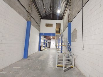 industrial em Avenida Dr. Washington Luiz, Rudge Ramos - São Bernardo do Campo - SP