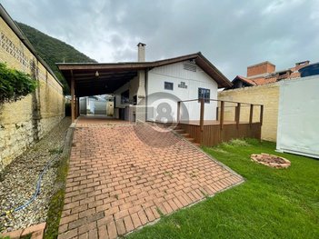 house em Rua Durval Pires da Cunha, Sambaqui - Florianópolis - SC
