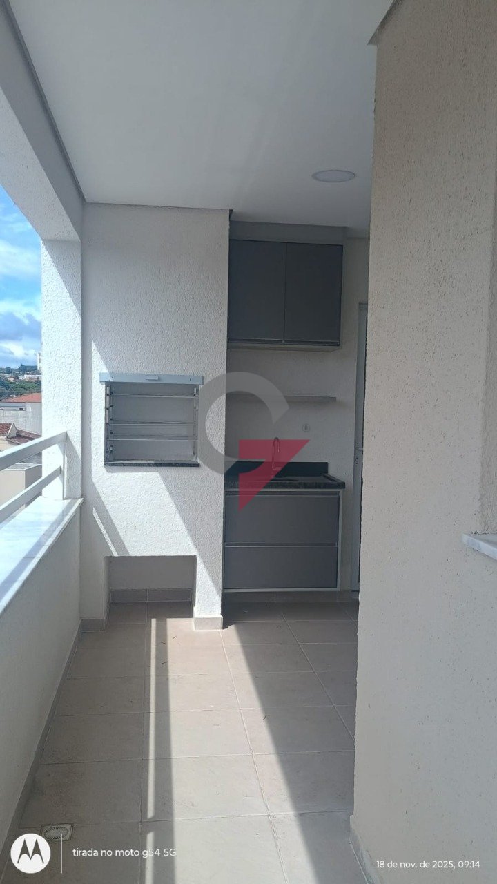 984c9810-564f-4096-a682-1cf77efec8e0