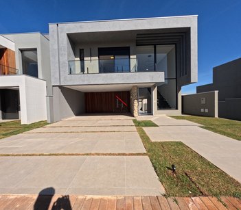 house em Rua Nelson Brunelli, Conjunto Habitacional Alexandre Urbanas - Londrina - PR