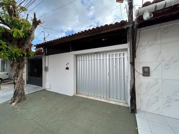 house em Rua João Barbosa Lima, Cidade dos Funcionários - Fortaleza - CE