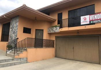 house em Rua Zacarias de Paula Xavier, Centro - Colombo - PR