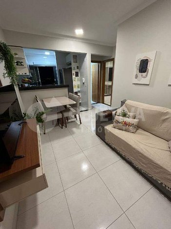 apartment em Rua Epitâcio Pessoa, Tubalina - Uberlândia - MG