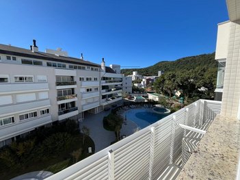 apartment em Rua das Piraúnas, Jurerê Internacional - Florianópolis - SC