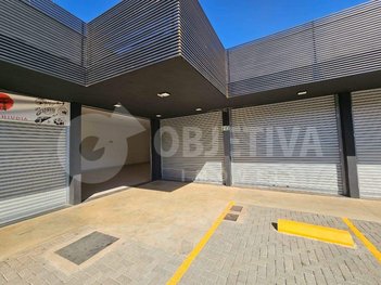 business em Avenida Nicomedes Alves dos Santos, Shopping Park - Uberlândia - MG