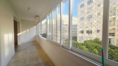 apartment em Rua Xavier da Silveira, Copacabana - Rio de Janeiro - RJ