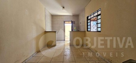 house em Rua Arlindo Gomes Rodrigues, Segismundo Pereira - Uberlândia - MG