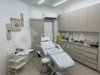 office em Rua Duque de Caxias, Centro - Uberlândia - MG