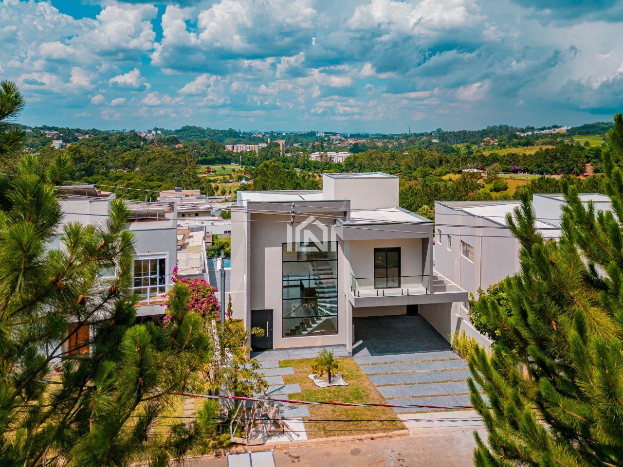 casa a venda no condomínio Lago do Sol  fachada aerea