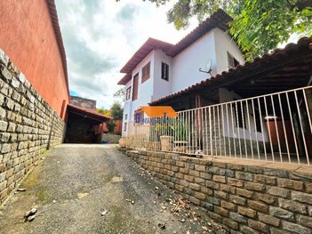house em Rua Bernardo Cisneiros, Aparecida - Belo Horizonte - MG