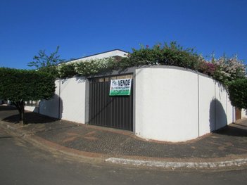 house em Rua Alcina Raposeiro Yanssen, Vila Miranda - Sumaré - SP