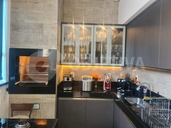 apartment em Avenida Levino de Souza, Brasil - Uberlândia - MG