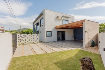 house em Rua Varsóvia, Ubatuba - São Francisco do Sul - SC