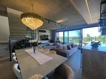 house em Rua Laurindo Januário da Silveira, Lagoa da Conceição - Florianópolis - SC