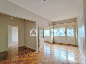 apartment em Avenida Cristóvão Colombo, Higienópolis - Porto Alegre - RS