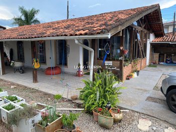 house em Anna Infância Daniel, Campeche - Florianópolis - SC