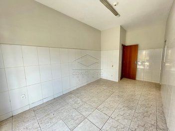 business em Rua Sampaio Bueno, Vila Nova Jaú - Jaú - SP