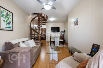 apartment em Rua Roque Calage, Passo da Areia - Porto Alegre - RS