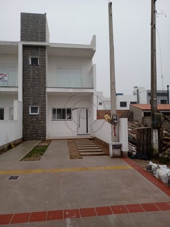 house em Rua Hulha Negra, Laranjal - Pelotas - RS