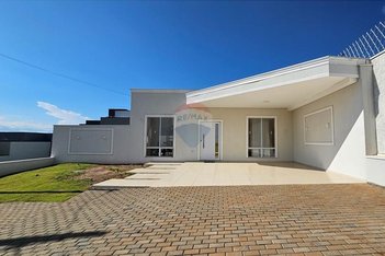 house em Avenida Alfredo Otávio Milano, Residencial do Bosque - Mogi Mirim - SP