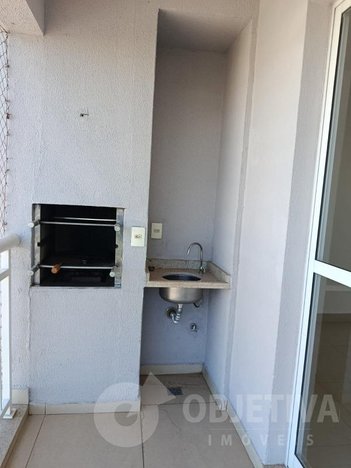 apartment em Rua Fádua Barcha Gustim, Tubalina - Uberlândia - MG